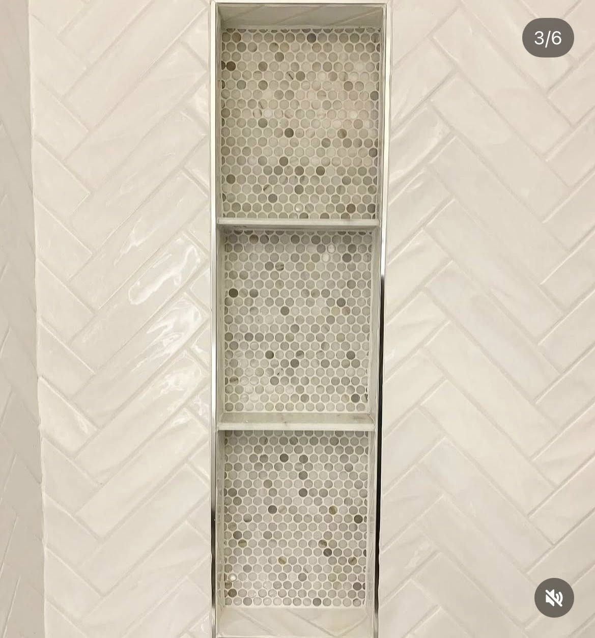 Arch Niche with Black Tiles